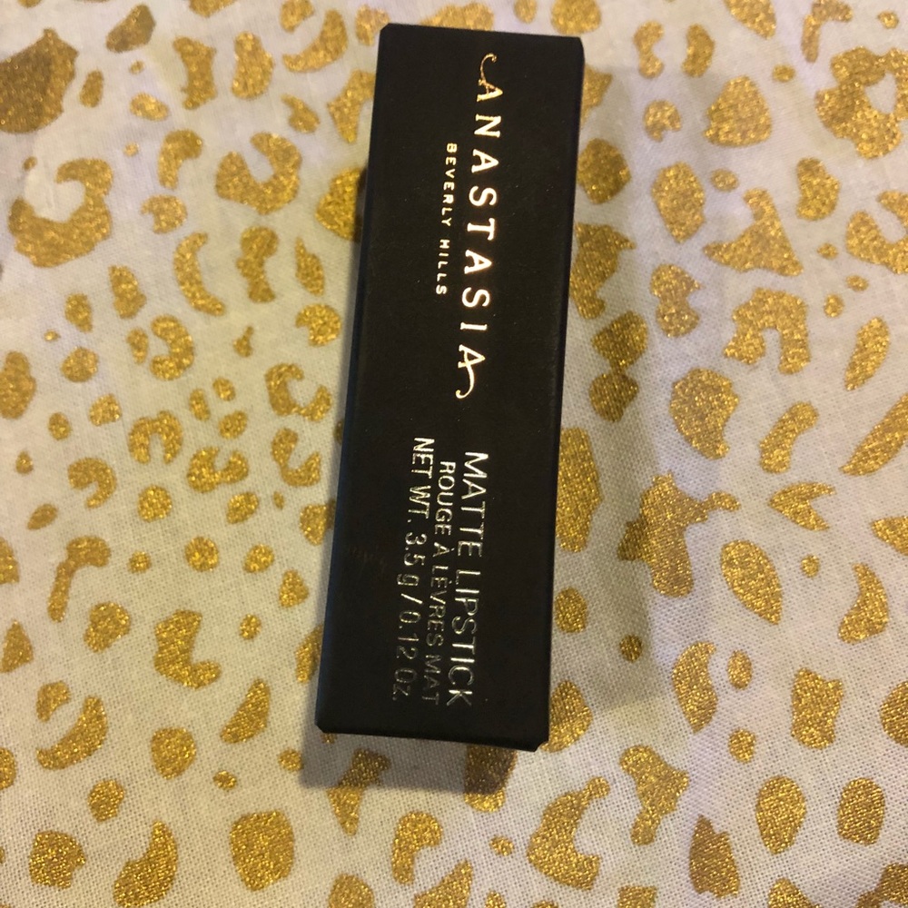 anastasia lipstick